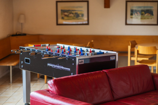 Jugendherberge Delemont Aufenthaltsraum Michi Ganz 01