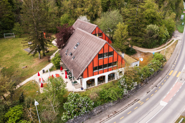 Jugendherberge Delemont Aussenansicht Michi Ganz 19